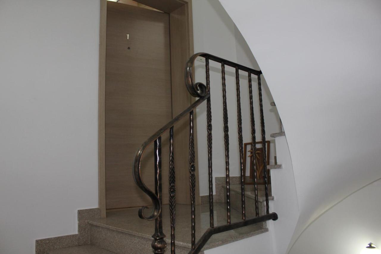 Gabroveni Aparthotel Bucarest Exterior foto